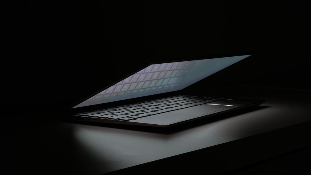 Neutral illustration av Jämför cam-to-cam-sajter och privata cams live cam finder med kort, filter och en sökväg